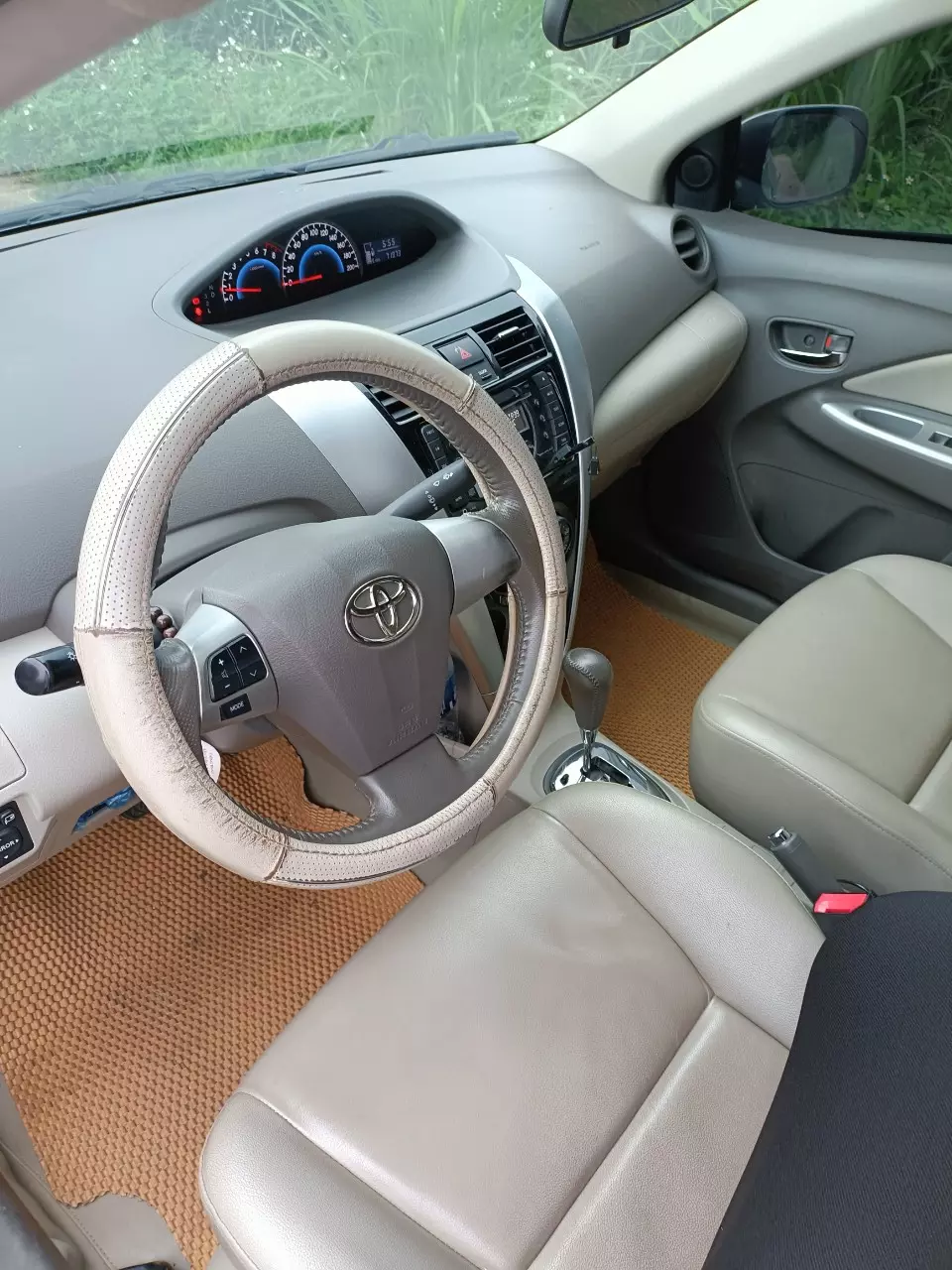 Chính chủ bán xe TOYOTA VIOS sản xuất năm 2012 -3