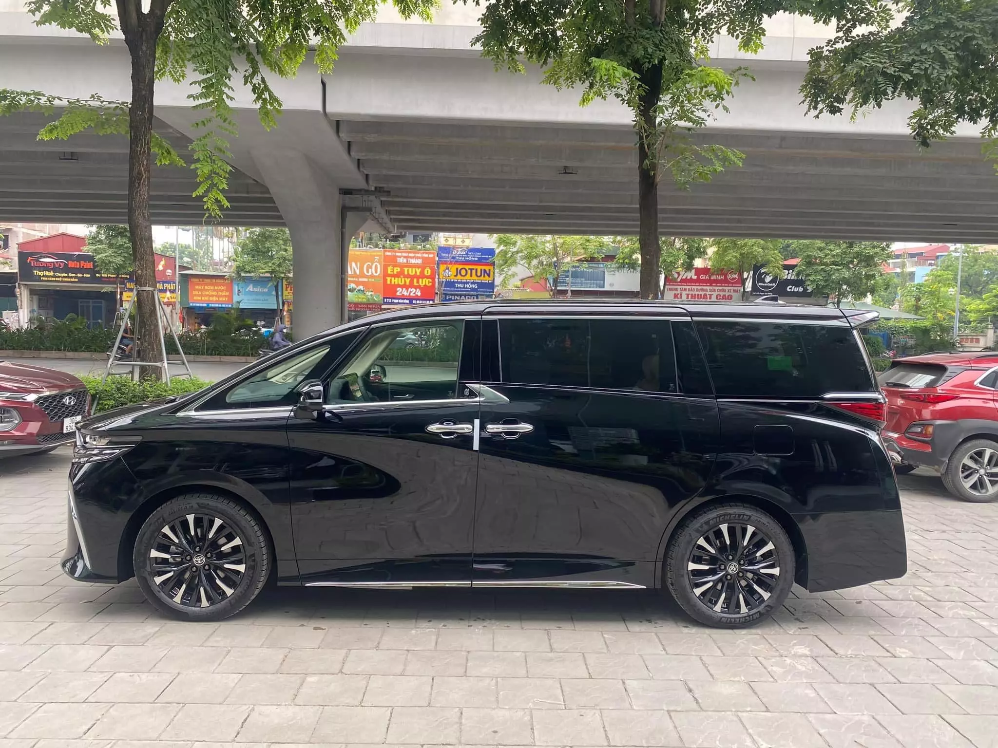 Bán Toyota Alphard Đen/ Kem 2024, mới 100%. xe giao ngay.-2