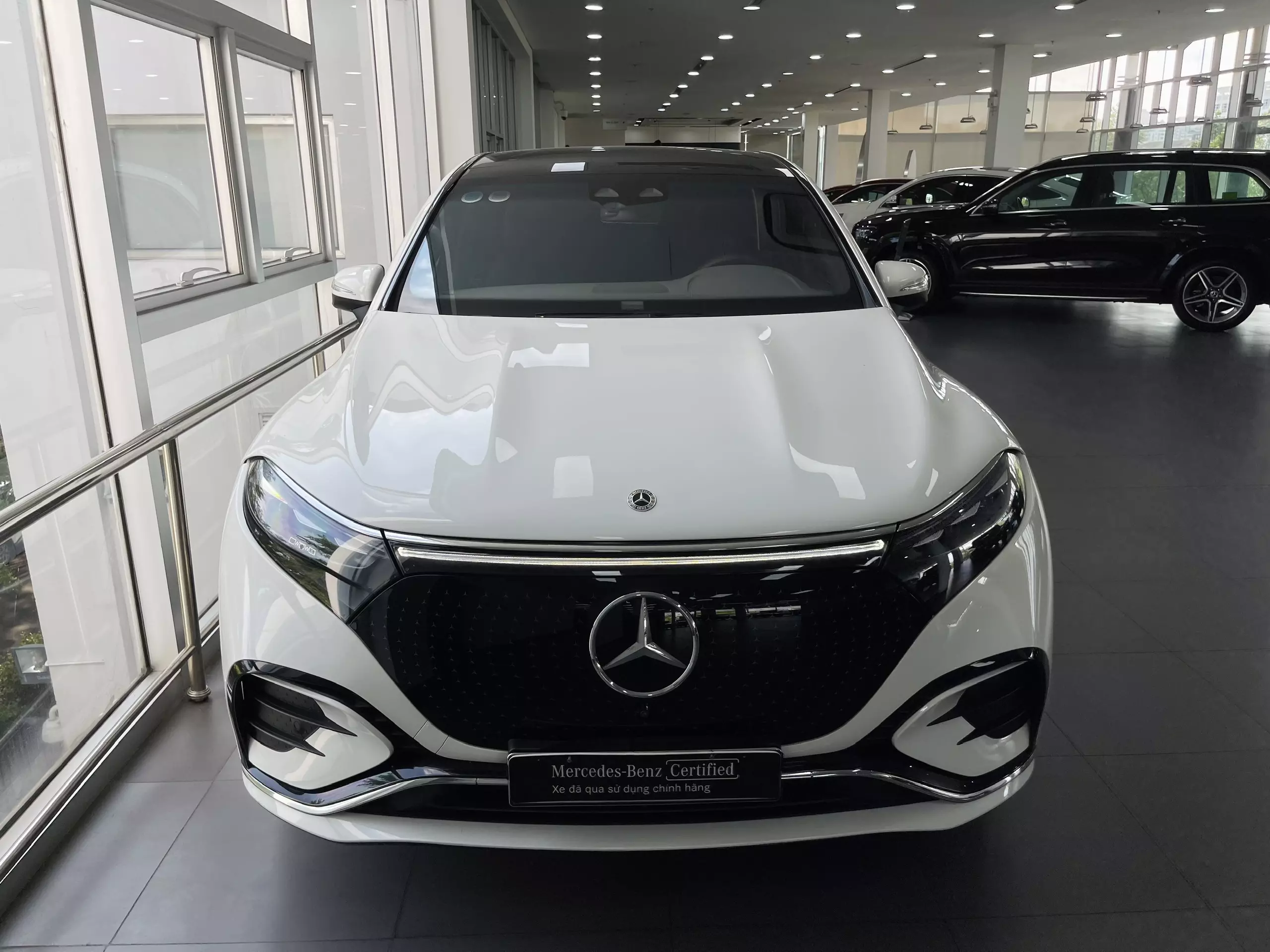 BÁN XE ĐIỆN MERCEDES EQS500 NHẬP ĐỨC 7 CHỖ FULLSIZE, SIÊU LƯỚT ĐẦU TIÊN VN-3