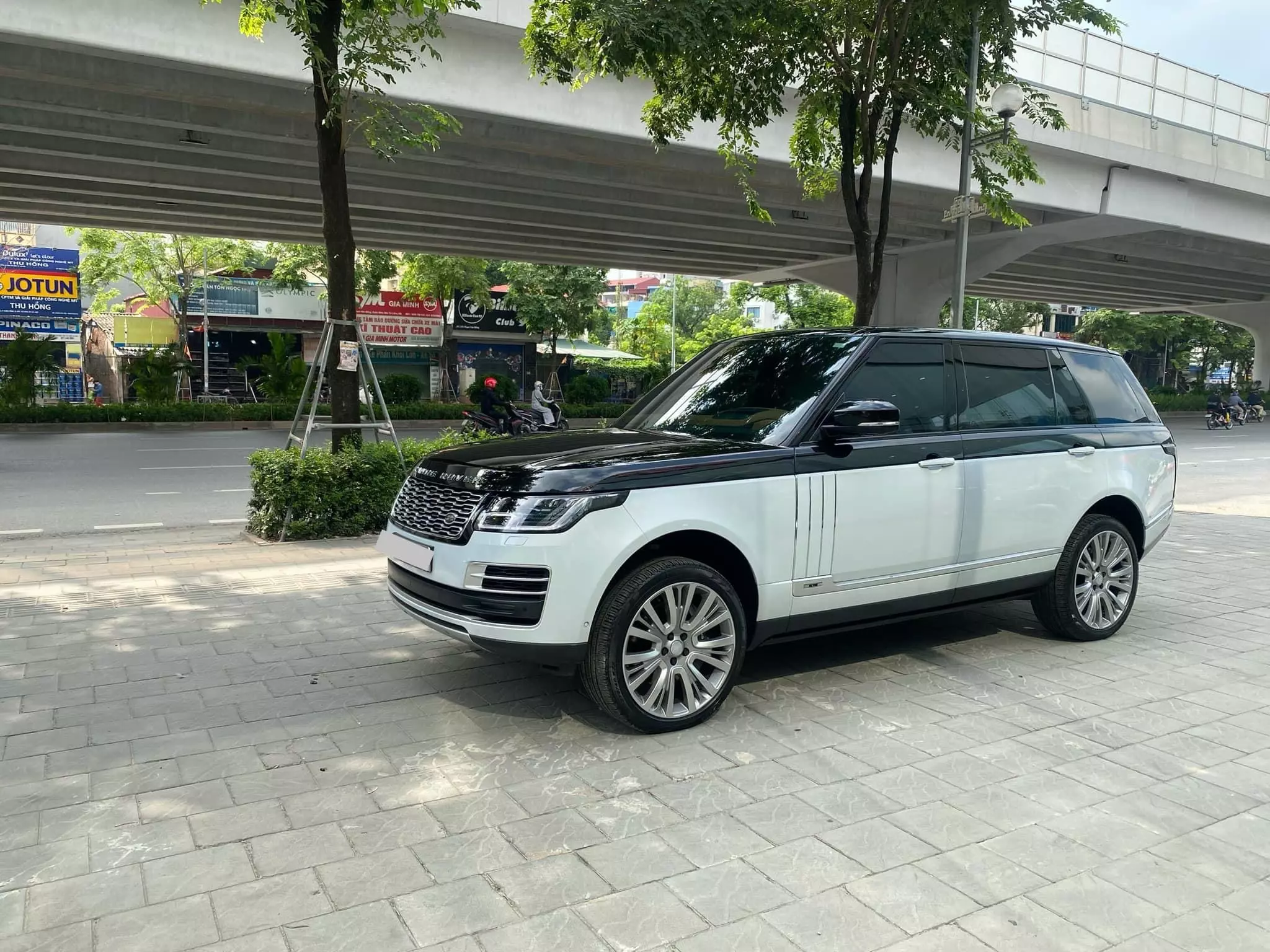 Bán Range Rover SVAutobiography LWB 3.0, sản xuất 2021, mới 99%.-2