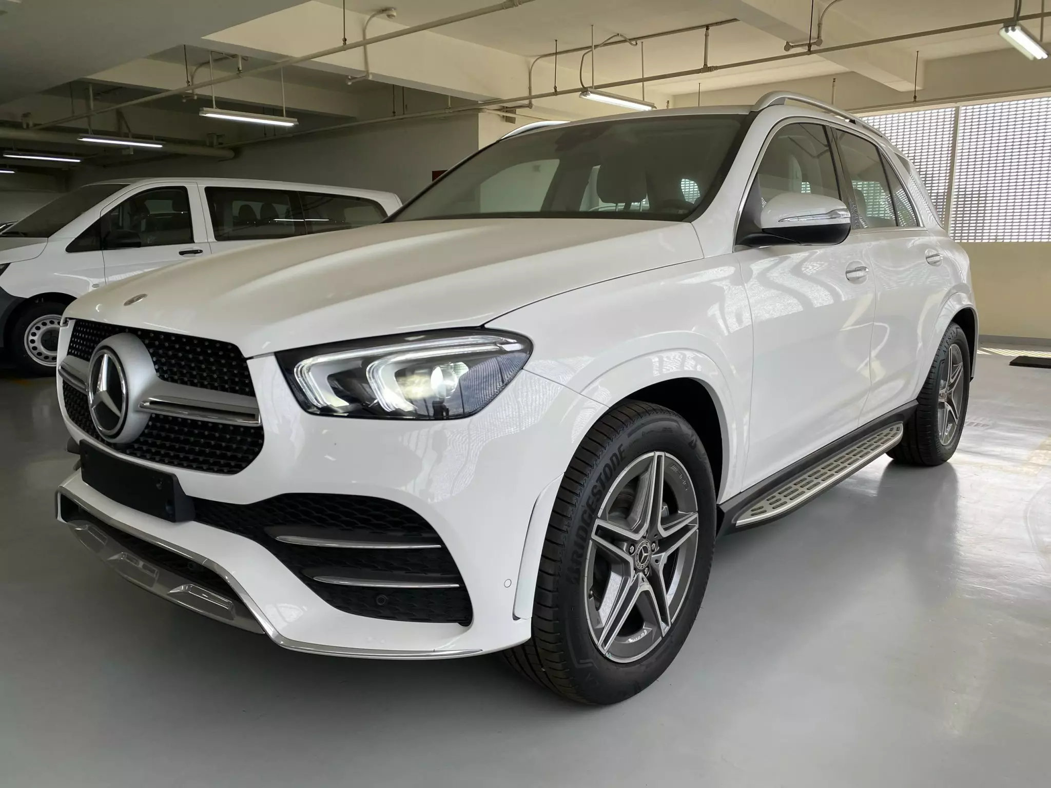 Bán xe Mercedes GLE450 AMG 4Matic 7 chỗ đời mới, Xe trưng bày - Tiết kiệm mấy trăm triệu-1