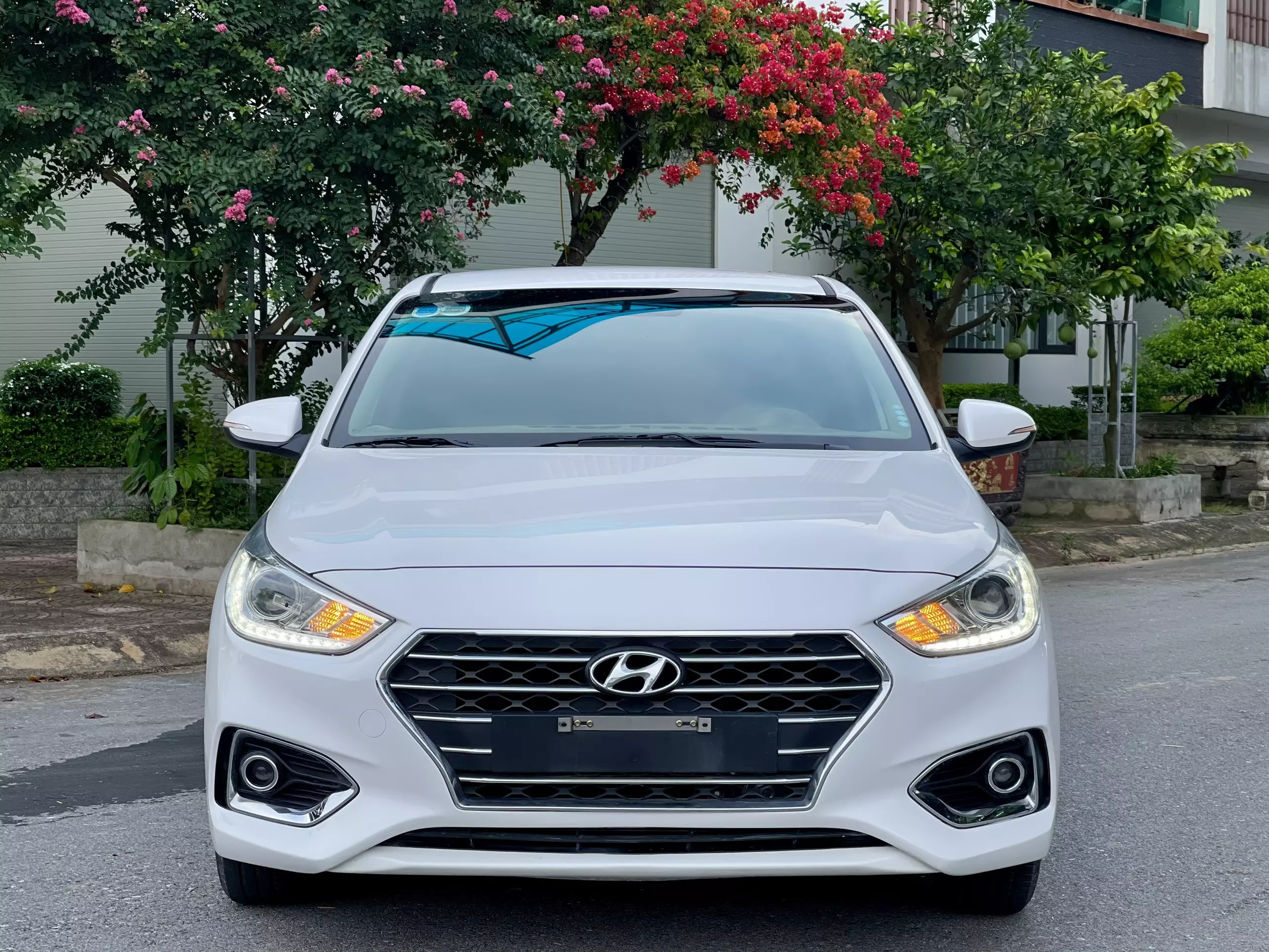 BÁN XE HYUNDAI ACCENT 1.4AT- 2020 - Giá 420 TRIỆU .-4