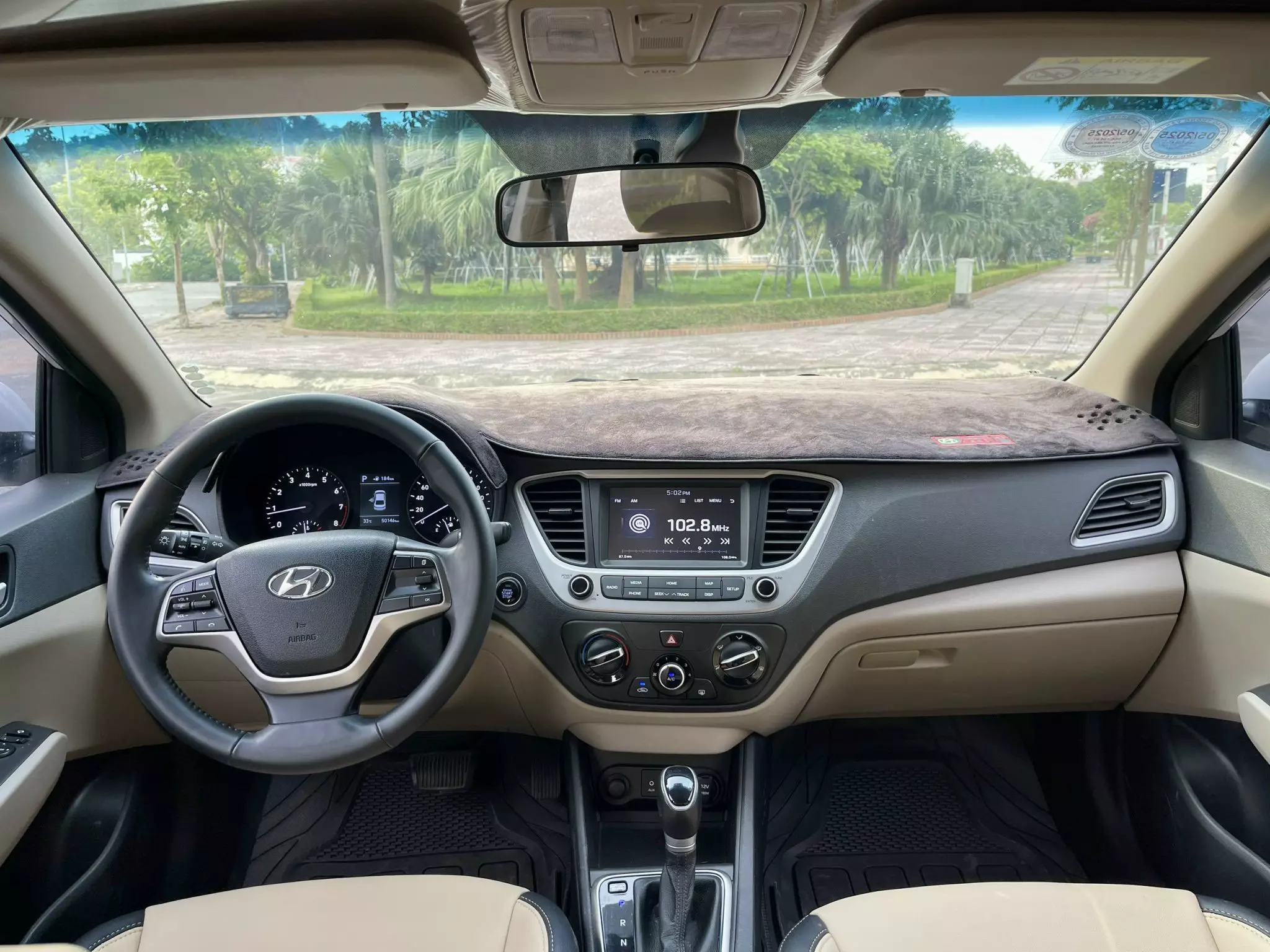 BÁN XE HYUNDAI ACCENT 1.4AT- 2020 - Giá 420 TRIỆU .-9