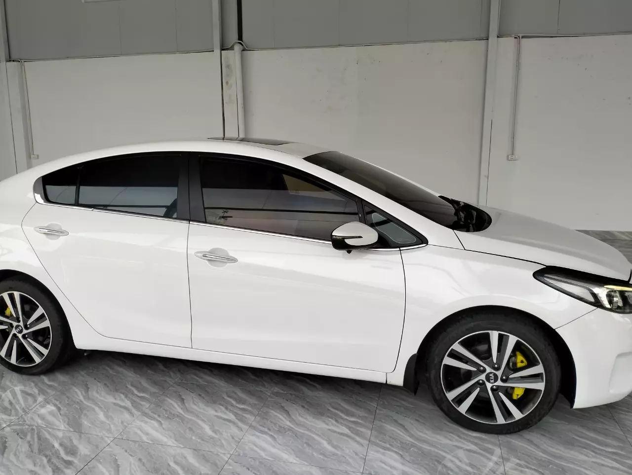 BÁN XE Cerato 1.6 AT sản xuất 2020 -0