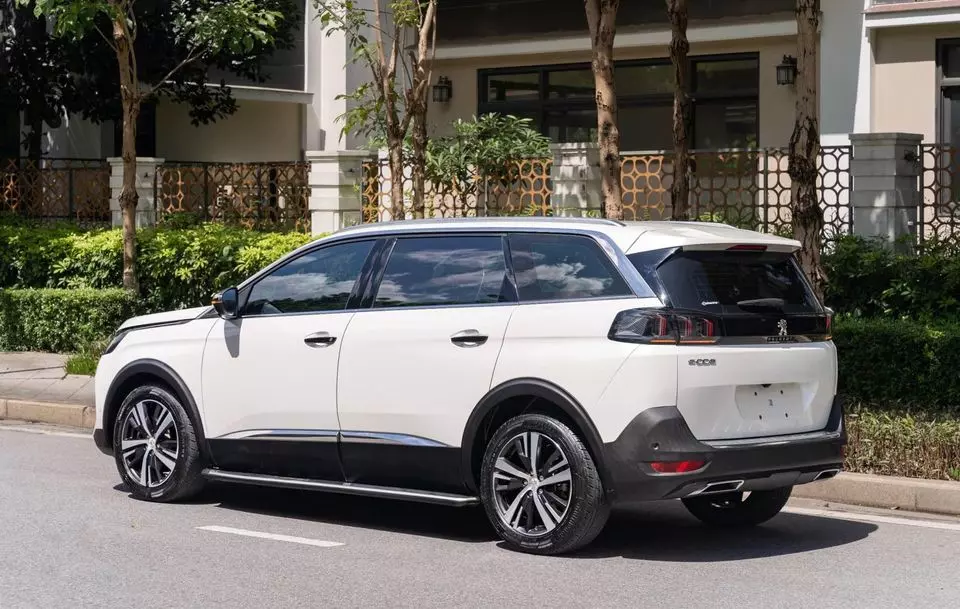 Bán ô tô Peugeot 5008 Premium 2024, màu trắng giá chỉ 1 tỷ 97 triệu-1