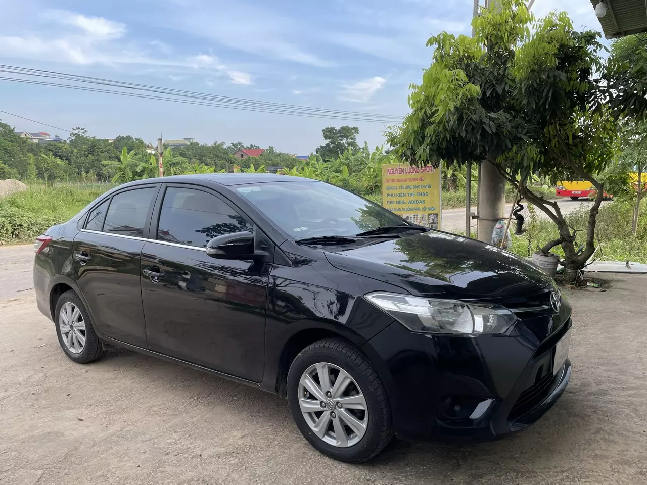 BÁN XE TOYOTA VIOS 2015,  SỐ SÀN-0