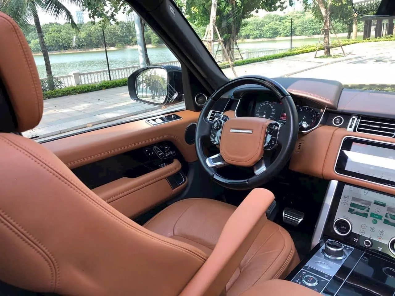 Range Rover ATB LWB 3.0L đăng ký 2020, 1 chủ, biển Hà Nội, mới 99%.-9