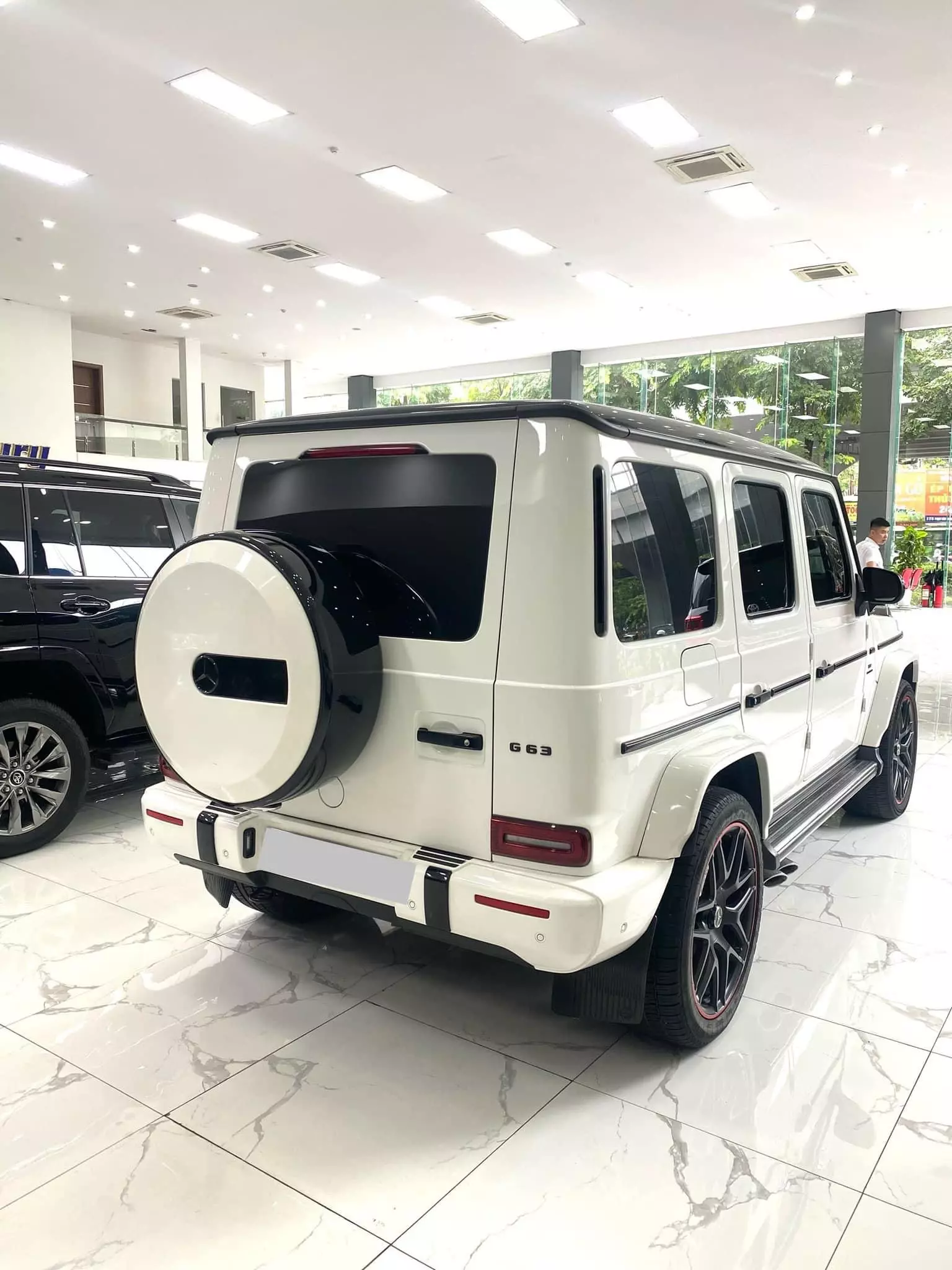 Bán Mercedes G63 AMG nhập Đức, sản xuất 2021, full các bon, xe mới 99%-1