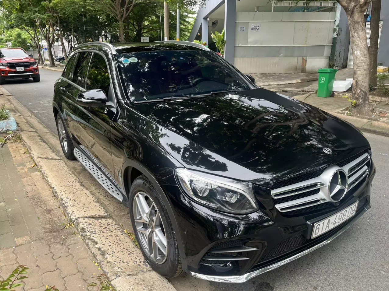 Mercedes Benz GLC - 300 4 Matic -0