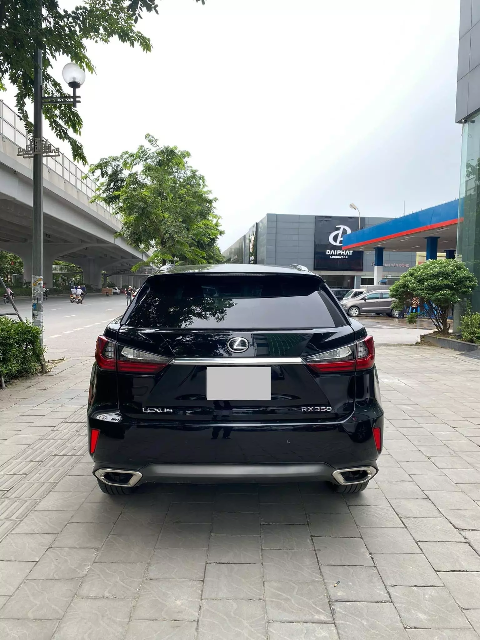 Bán Lexus RX350 sản xuất 2017, biển Hà Nội. Xe cực mới.-2