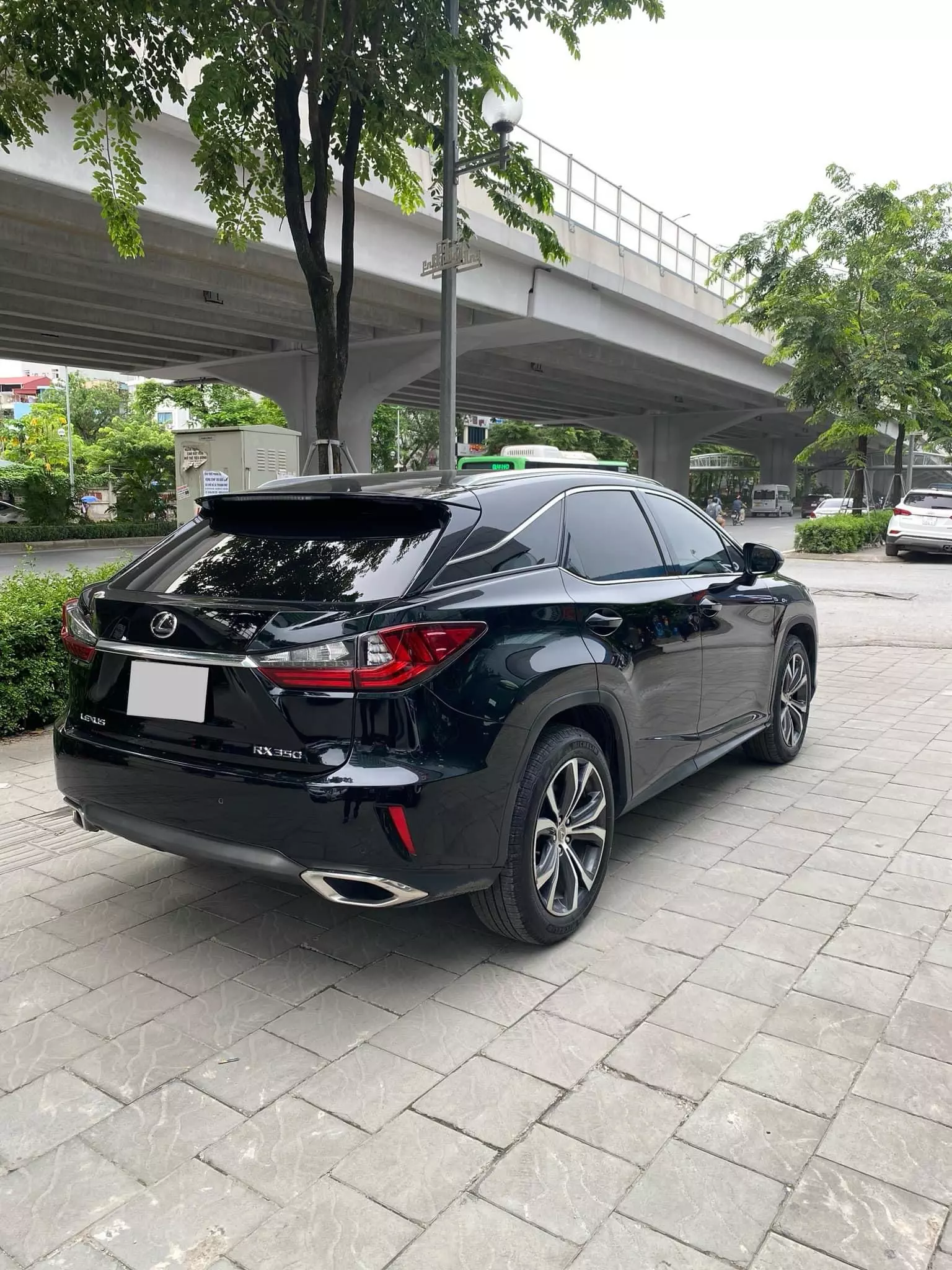 Bán Lexus RX350 sản xuất 2017, biển Hà Nội. Xe cực mới.-3