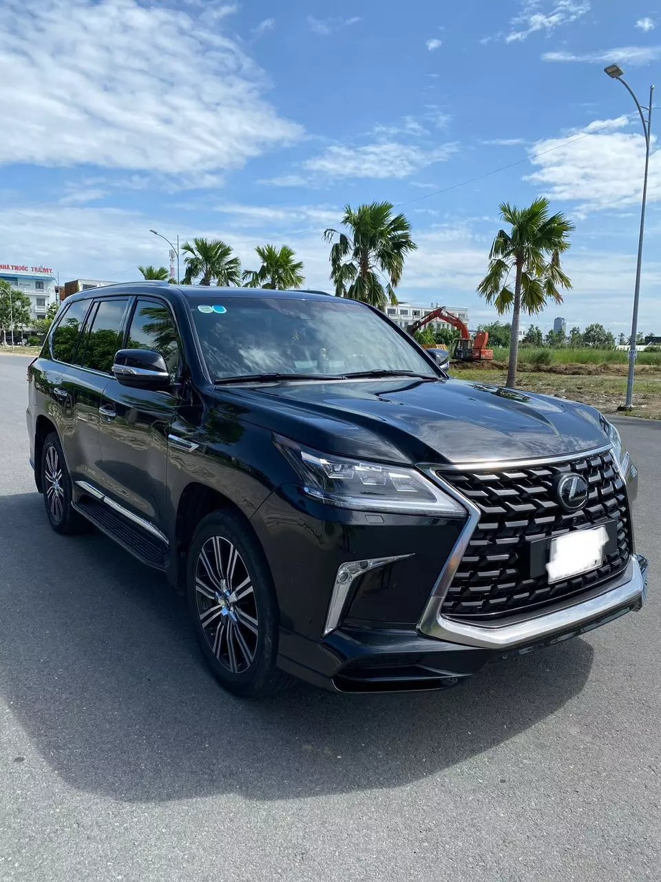 Bán xe Lexus LX570 Super Sport Trung Đông xịn model 2021 màu Đen nội thất nâu da bò,-7