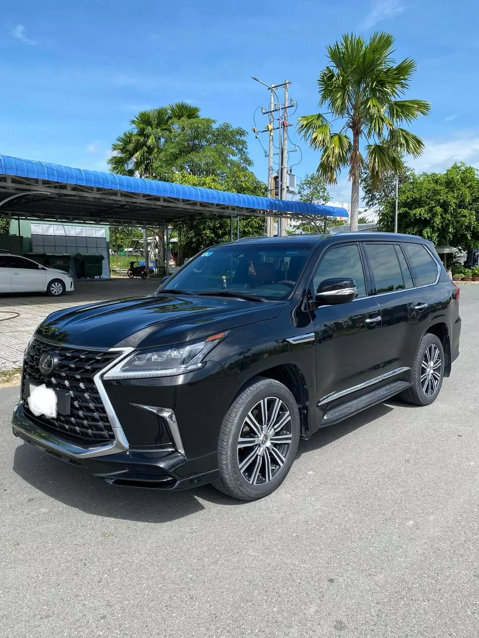 Bán xe Lexus LX570 Super Sport Trung Đông xịn model 2021 màu Đen nội thất nâu da bò,-8