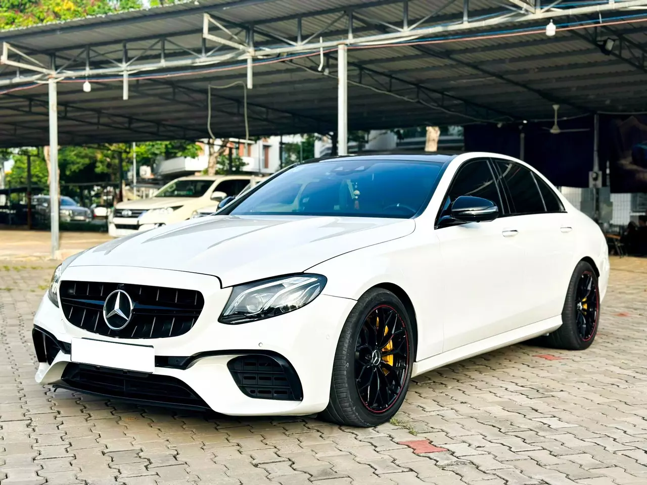 Mer E300 AMG sx 2020 Up full E63 thể thao cá tính cho anh em sành chơi.-1