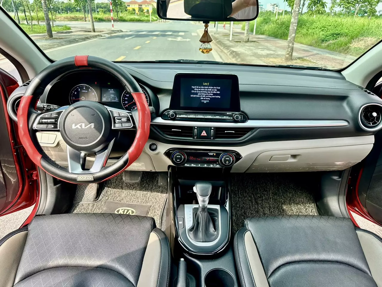 CHÍNH CHỦ CẦN BÁN XE KIA LUXURY 2022 ĐỎ RỰC RỠ-2