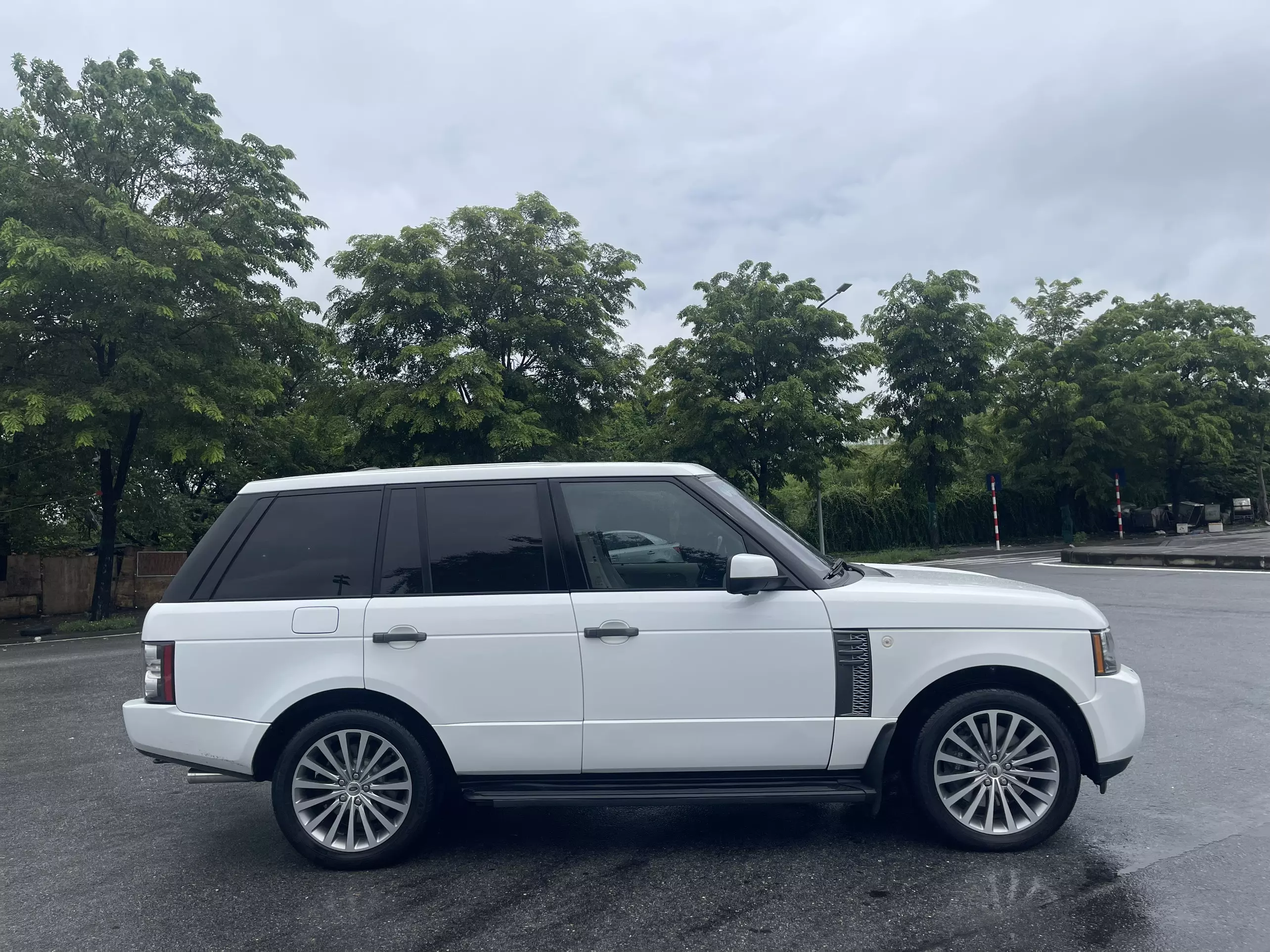 Range rover Autobiography model 2012 một chủ sử dụng đi ít-0