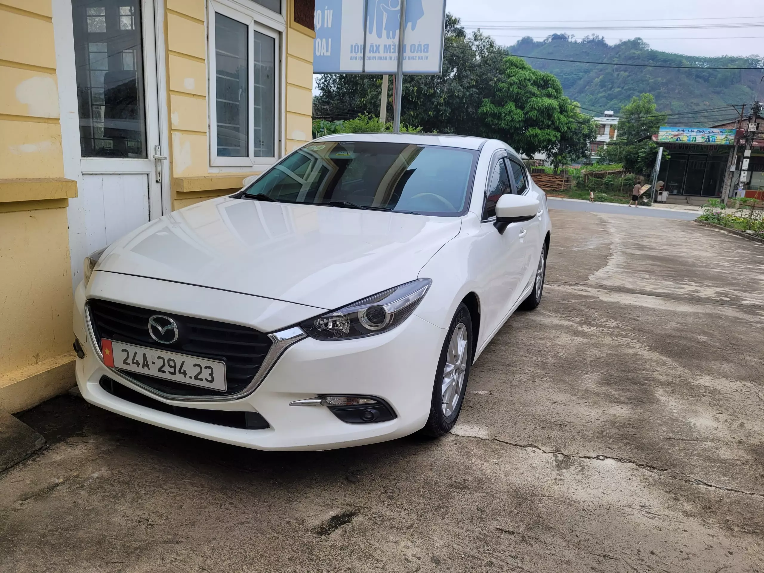 Cần bán Xe 5 chỗ Mazda3 2019 bản Luxyry2019 bản faylip-4