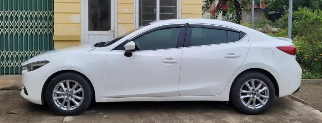 Cần bán Xe 5 chỗ Mazda3 2019 bản Luxyry2019 bản faylip-8