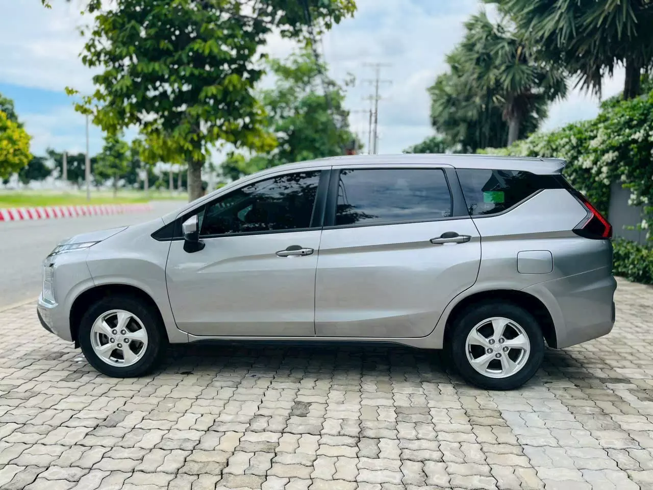 Bán xe Mitsubishi Xpander AT Eco -7