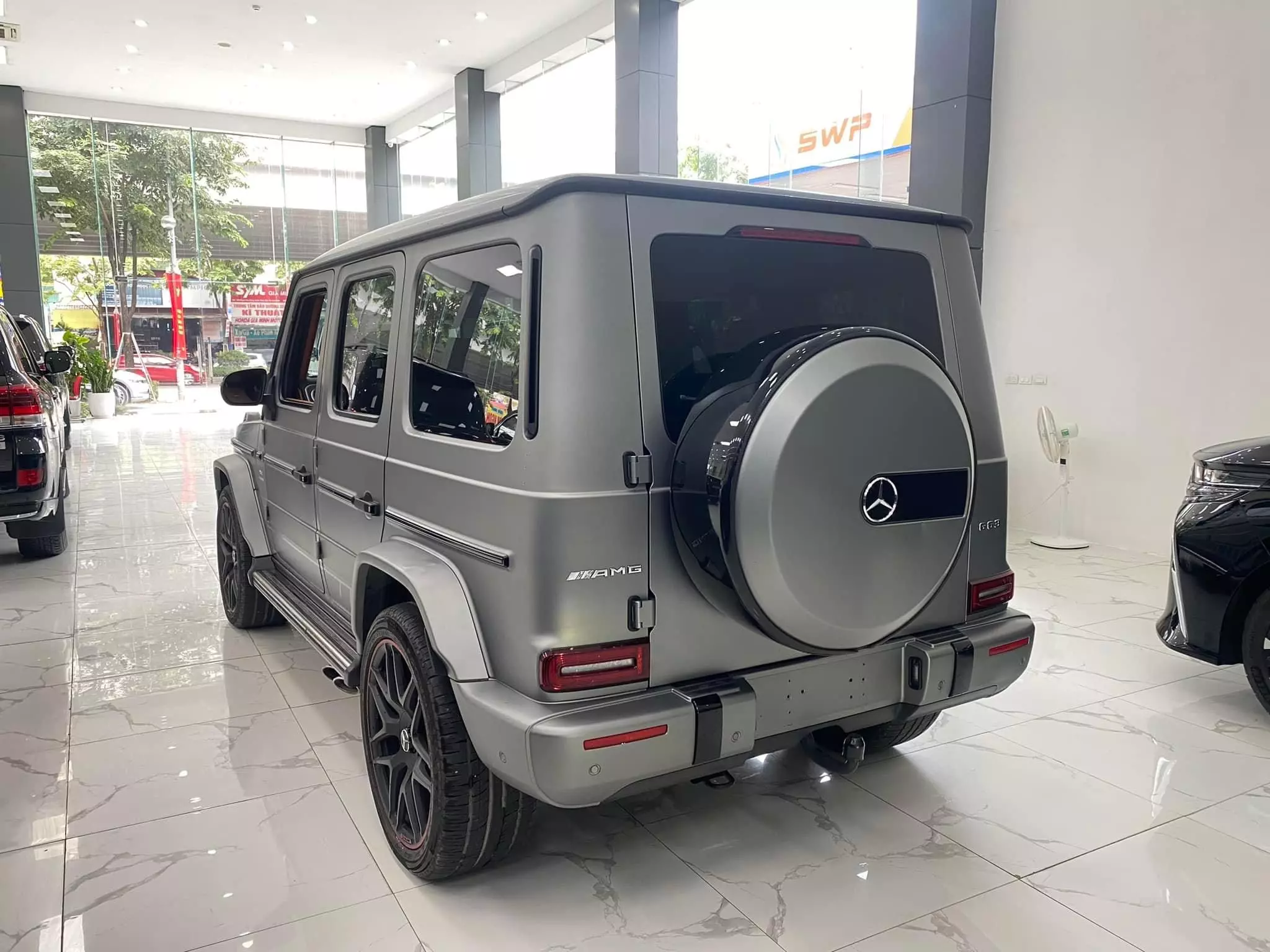 Bán Mercedes G63 Edition one Model 2020, xám xi măng, nội thất Hermes-6