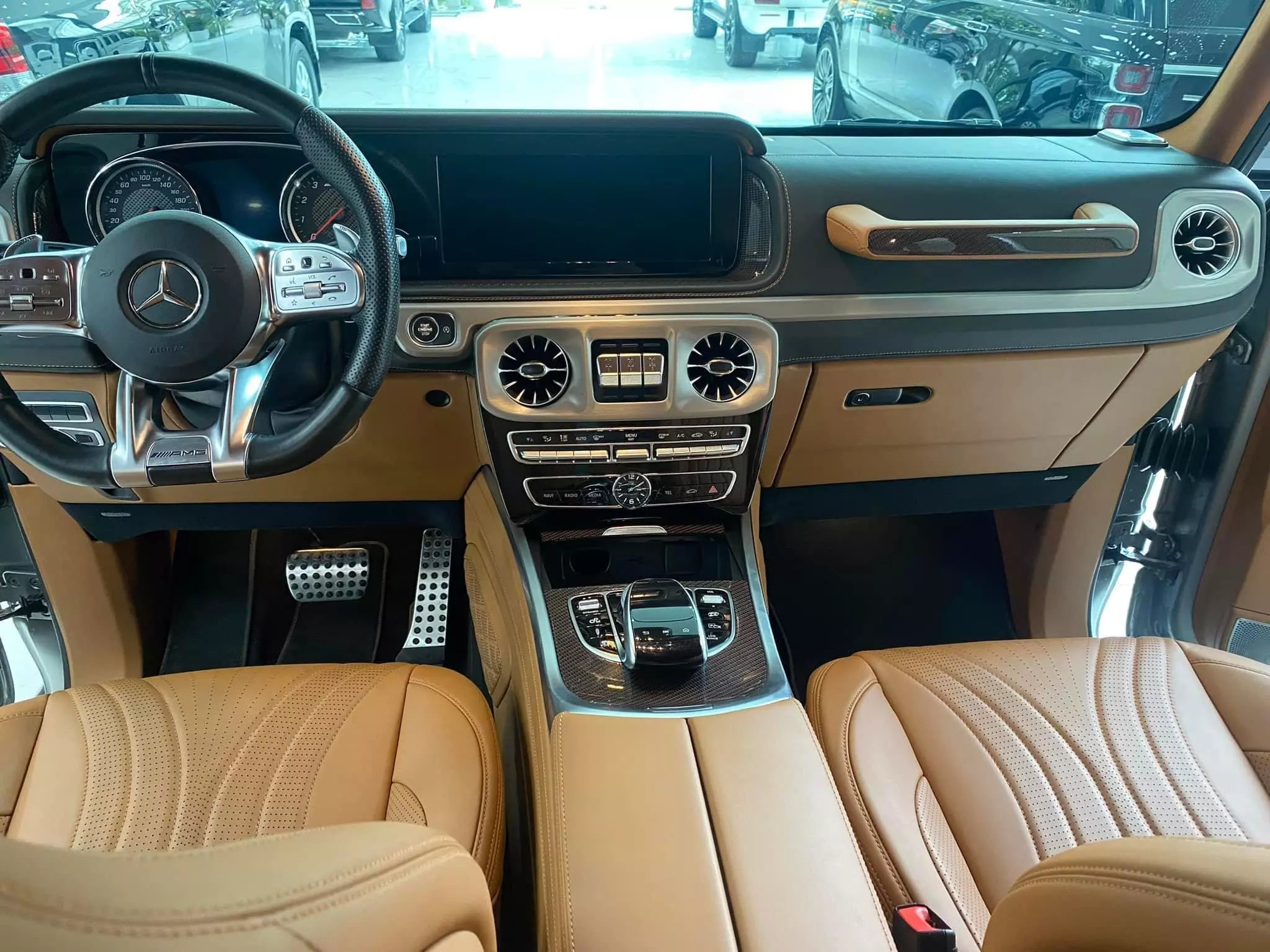 Bán Mercedes G63 Edition one Model 2020, xám xi măng, nội thất Hermes-9