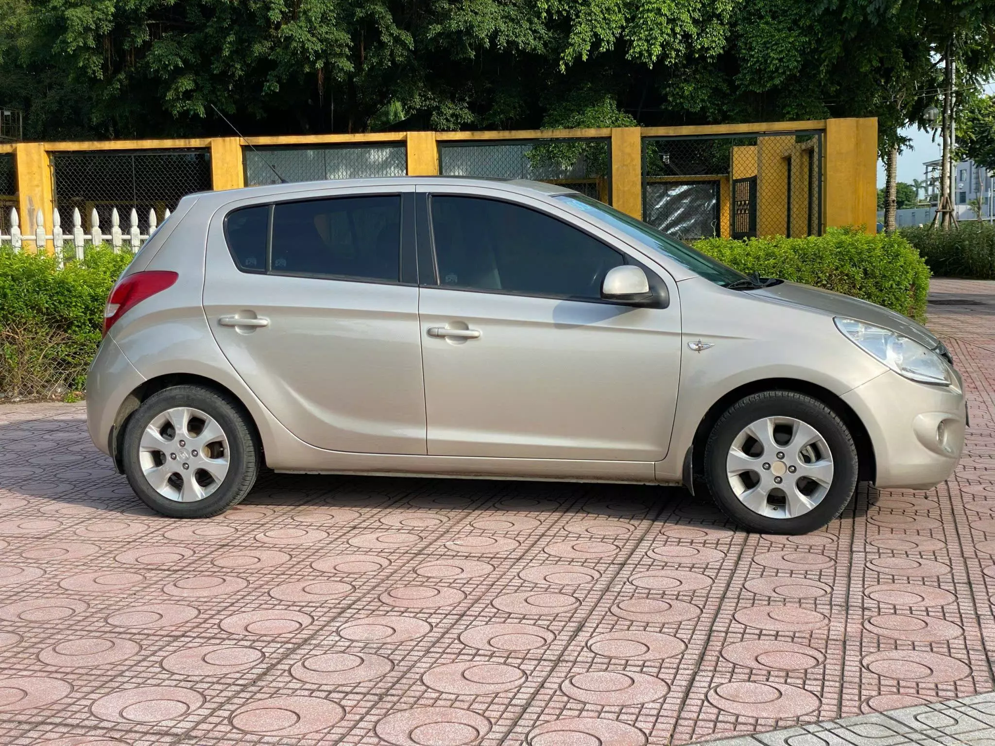 Chính chủ bán xe Hyundai i20 sản xuất 2010 -5