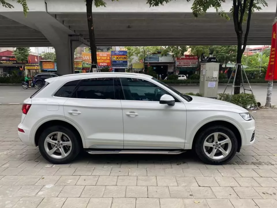 Bán Audi Q5 2.0 Sport, sản xuất 2019, 1 chủ từ mới.-3