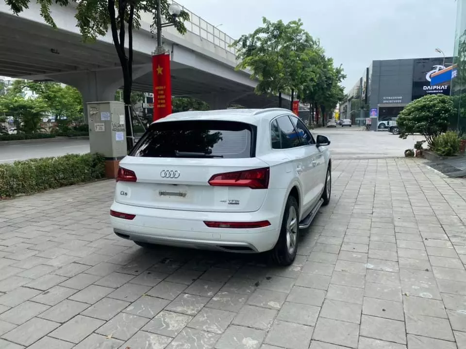 Bán Audi Q5 2.0 Sport, sản xuất 2019, 1 chủ từ mới.-4