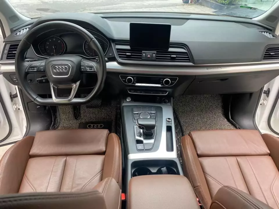 Bán Audi Q5 2.0 Sport, sản xuất 2019, 1 chủ từ mới.-8