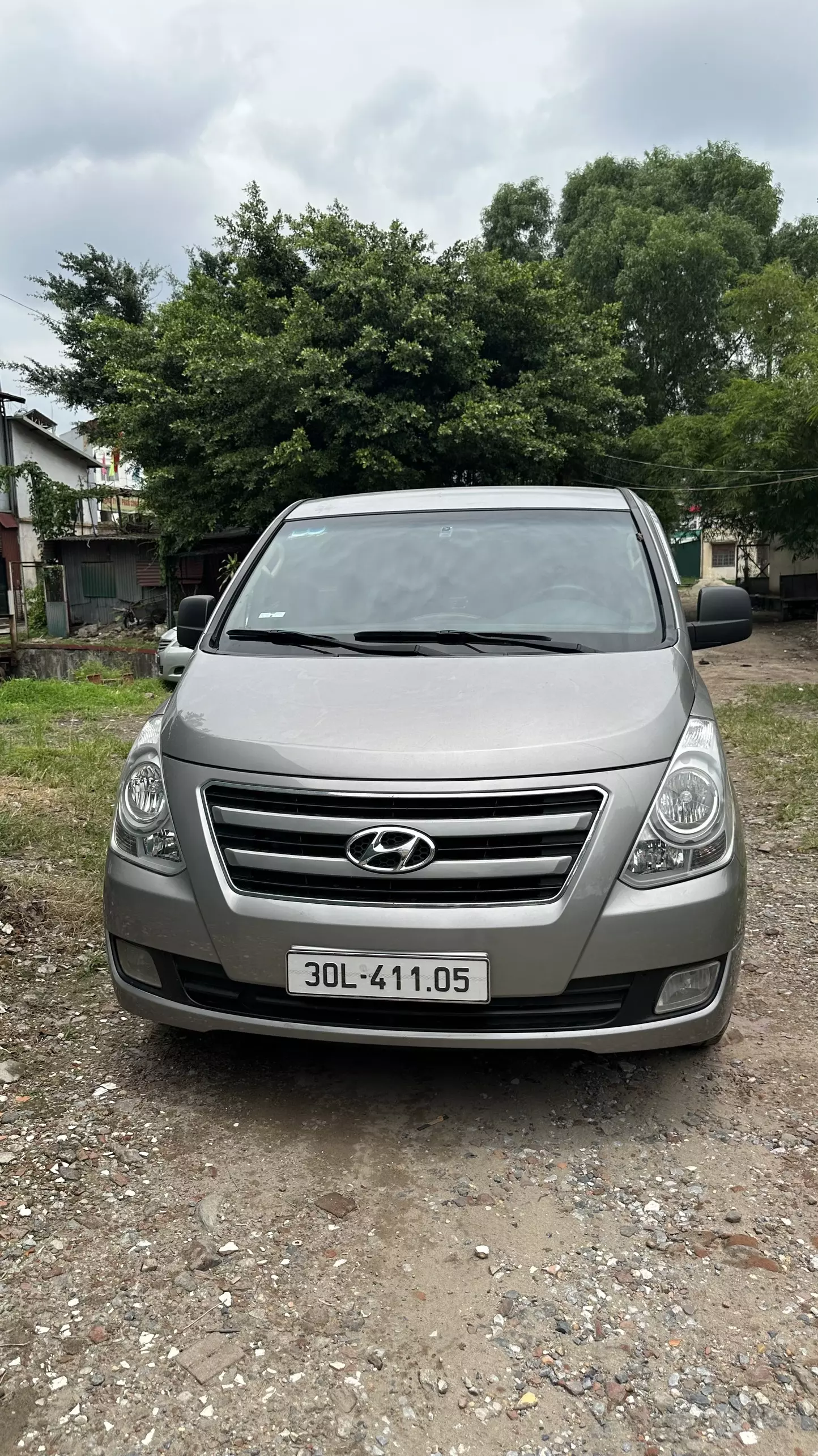 Hyundai Centennial 2016 - 99999km -0