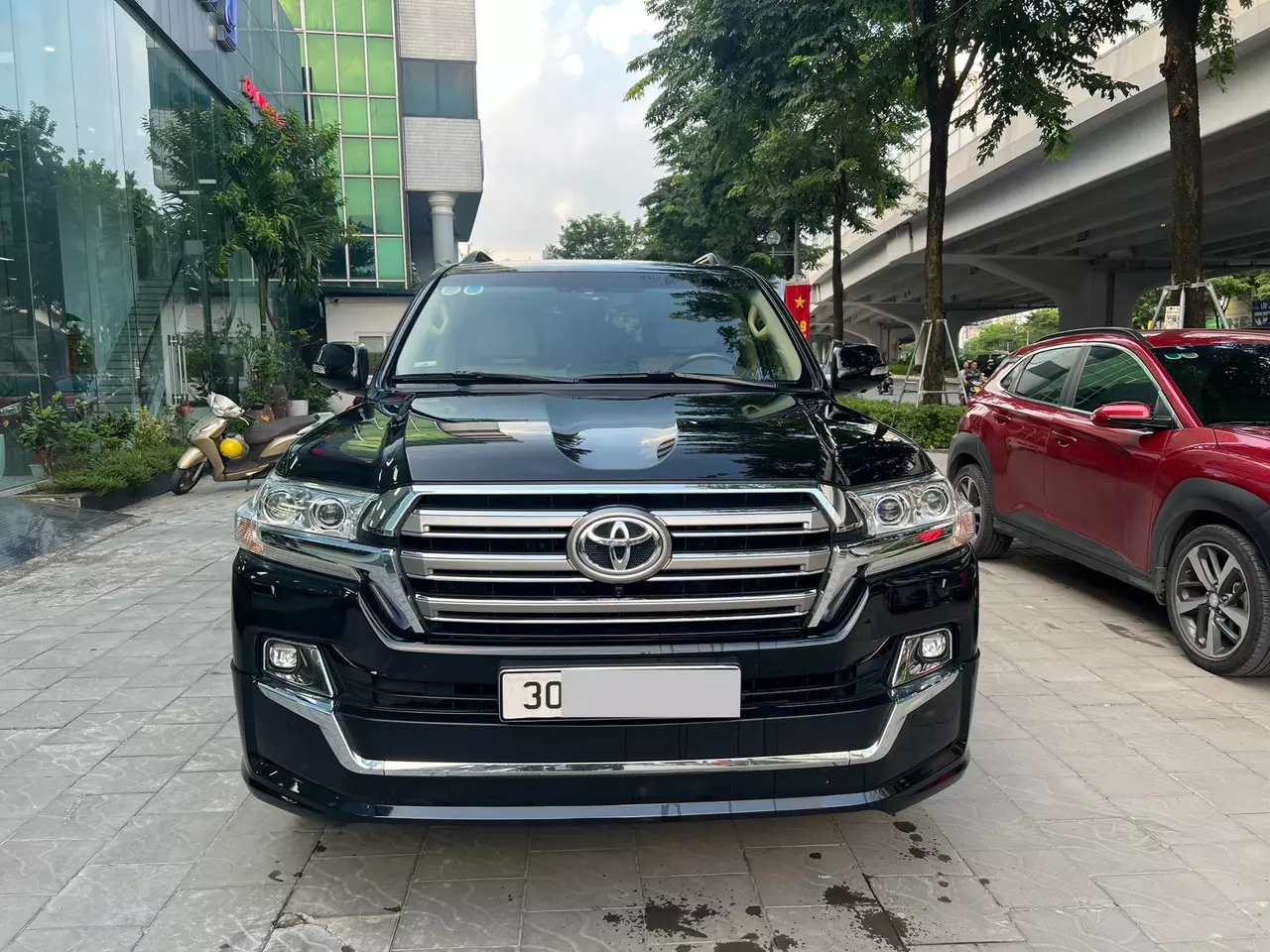 Bán Toyota Land Cruiser LC200 ( VX 4.6V8 ) Màu đen nội thất kem. Năm sản xuất 2016 xe đăng ký cá nhân sử dụng-0