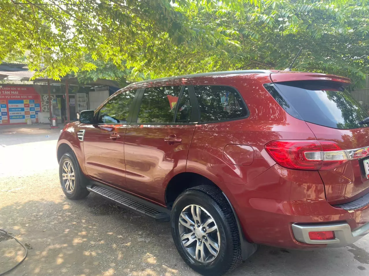 Em chính chủ bán xe Ford Everest 2018 2.0 AT Trend Đỏ -0