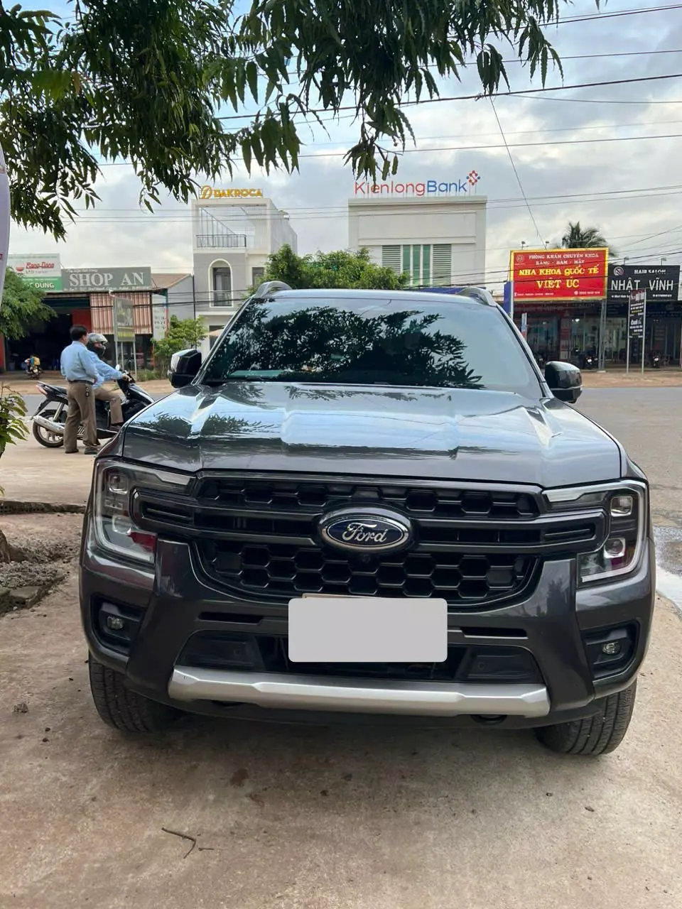 Cần bán Ford Ranger 2023 giá cạnh tranh-2