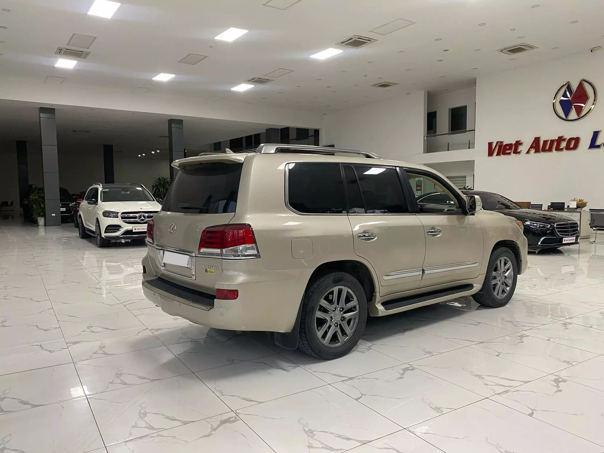 Lexus LX570 nhập Mỹ, model 2013, xe chạy ít siêu đẹp.-4