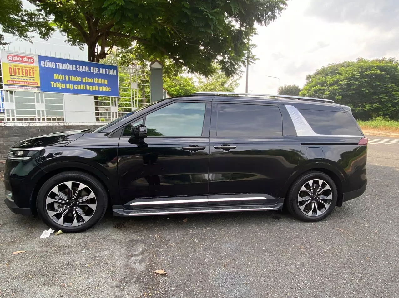 CHÍNH CHỦ CẦN BÁN XE KIA CARNIVAL BẢN SIGNATURE-8