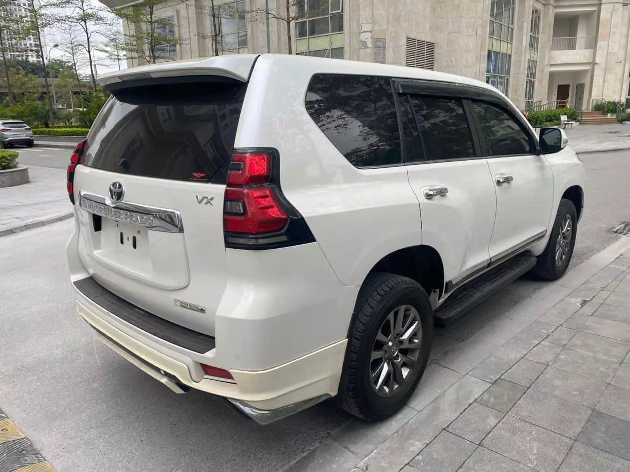 Bán Toyota Lancruiser Prado VX 2018 chạy 5 vạn Km, Màu Trắng giá cạnh tranh-4