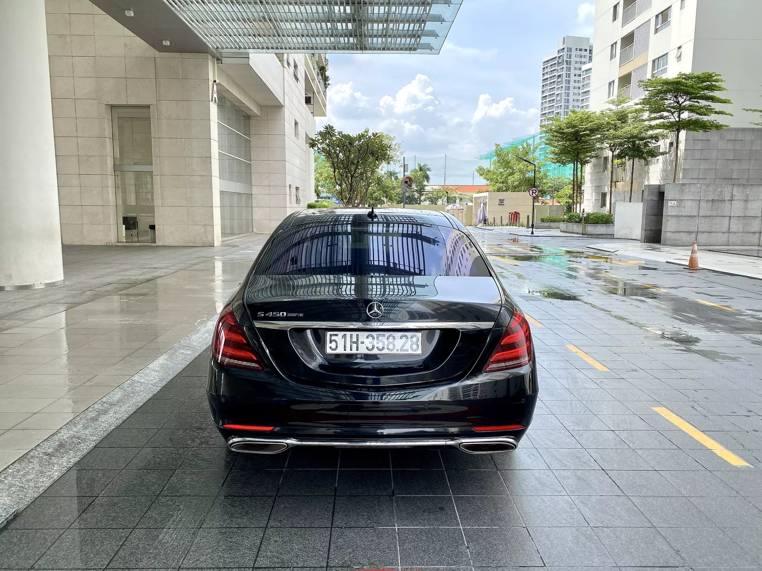 Bán xe Mercedes S450L Đen Nâu 2019 chạy 12000km rất ít, giá 2,5xx-7