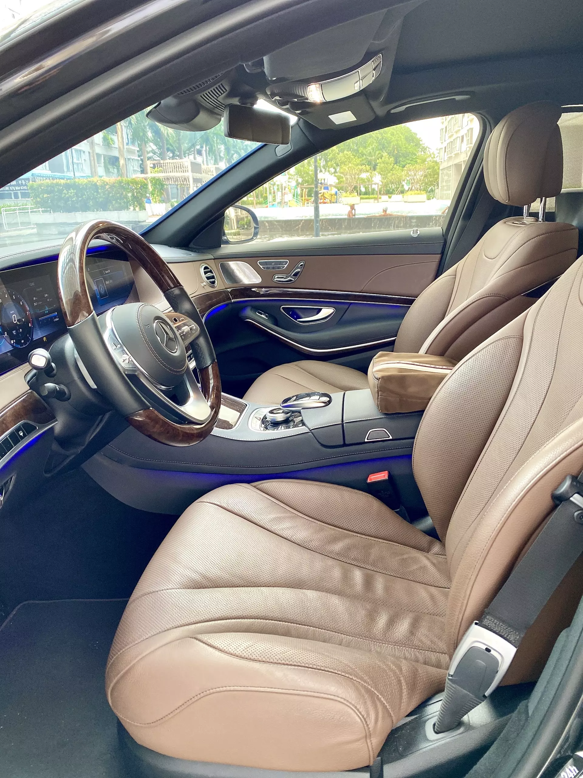 Bán xe Mercedes S450L Đen Nâu 2019 chạy 12000km rất ít, giá 2,5xx-8