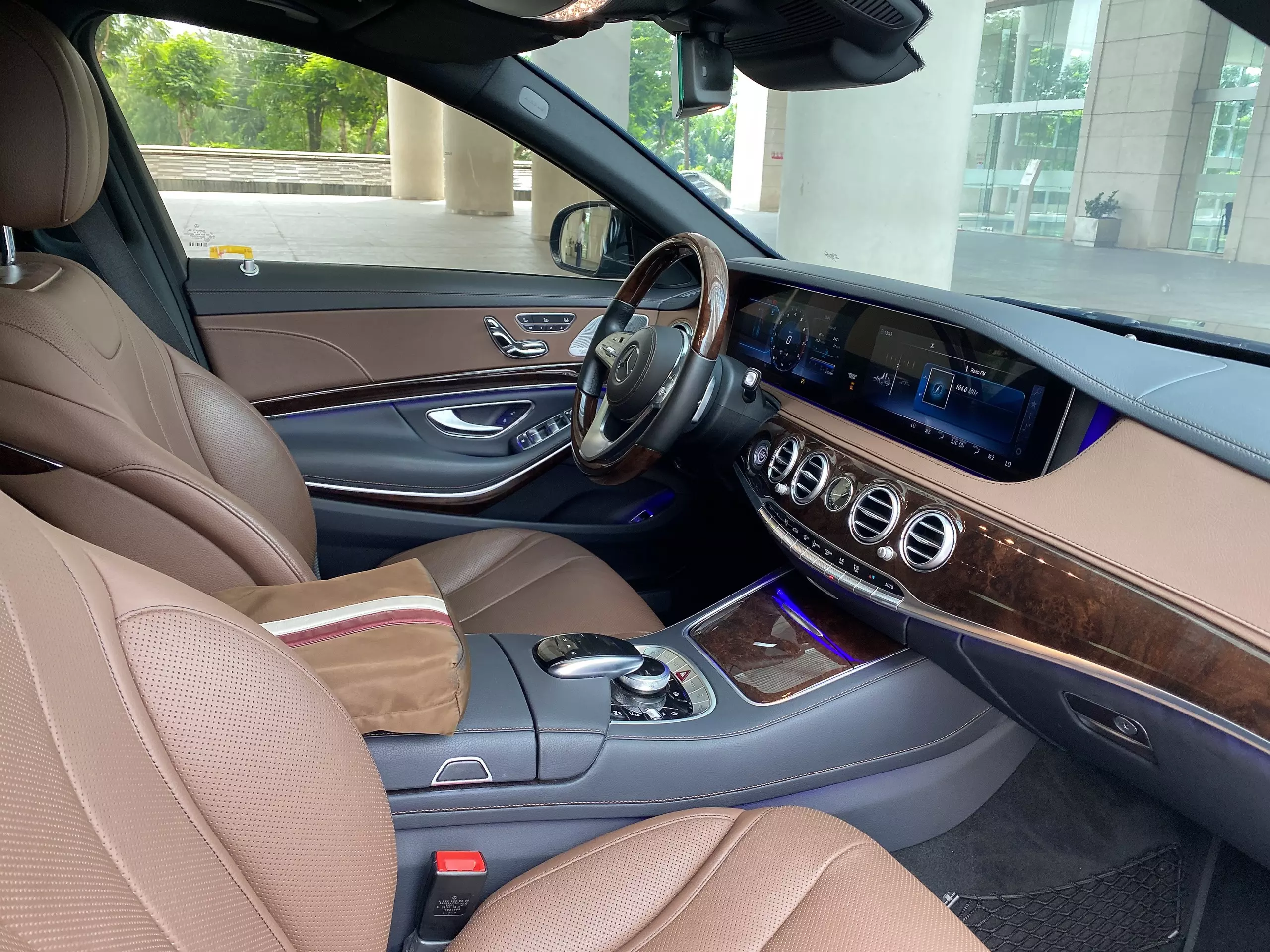 Bán xe Mercedes S450L Đen Nâu 2019 chạy 12000km rất ít, giá 2,5xx-12