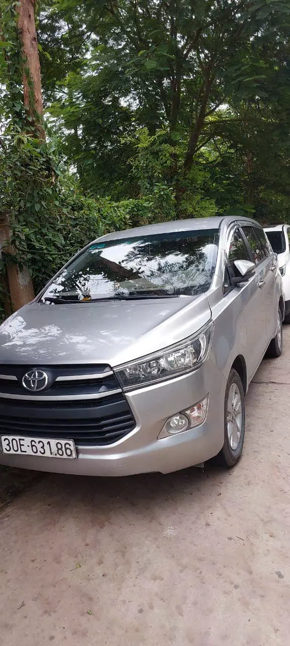 Chính chủ bán xe TOYOTA INNOVA 2.0E sản xuất năm 2016-7