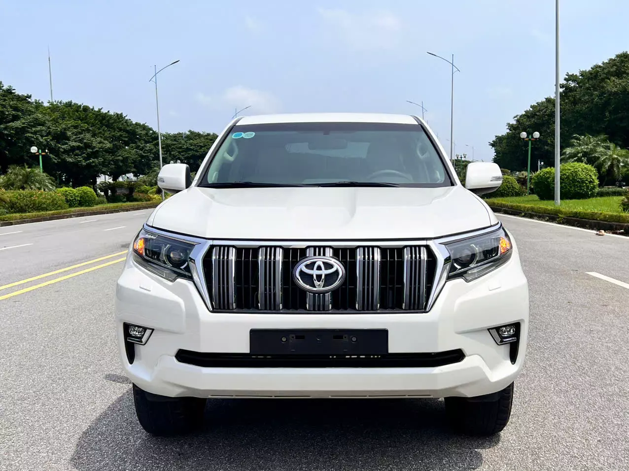 Nhập đội: TOYOTA PRADO 2.7VX 2018 fom mới -0