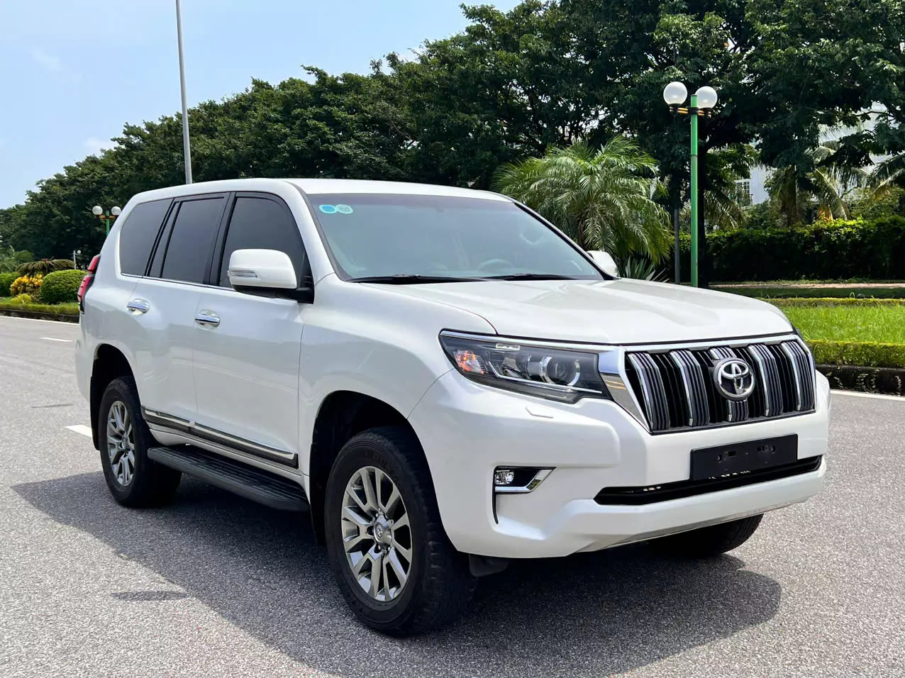 Nhập đội: TOYOTA PRADO 2.7VX 2018 fom mới -8