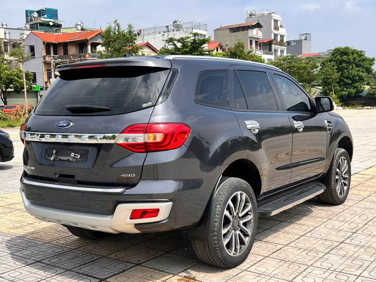 Ford Everest 2.0 bi- turbo - 2 CẦU sản xuất 2020-1