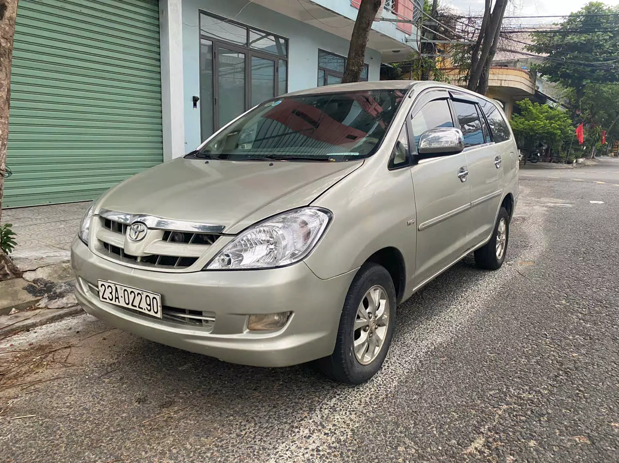 Gia đình đổi xe cần bán toyota innova  đời 2006 bản G xịn, xe đi giữ gìn kỹ nên còn rất tốt. -9