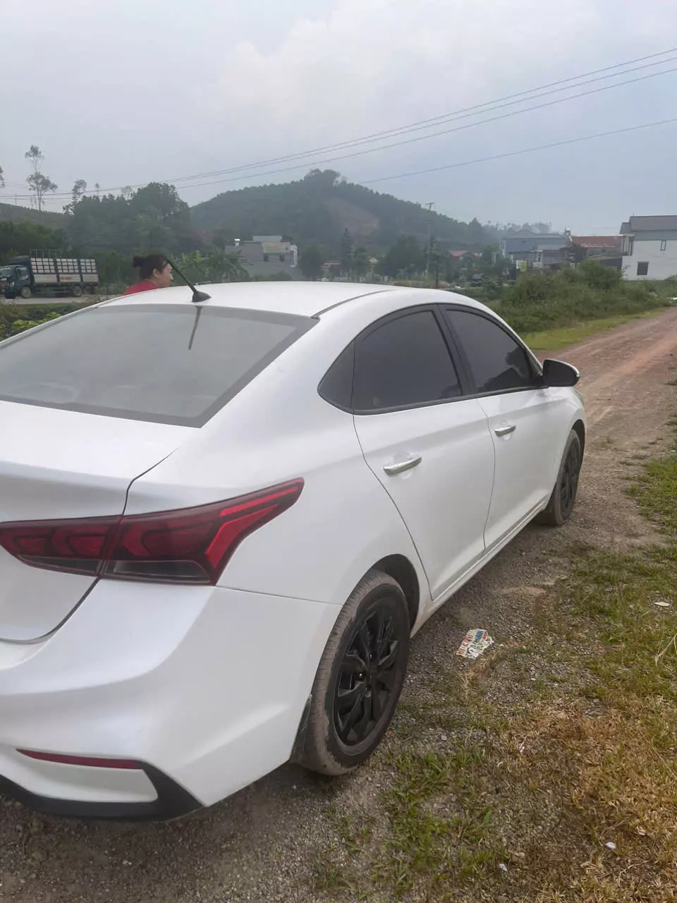 Chính chủ bán xe HYUNDAI ACCENT 1.4 MT sản xuất năm 2018-8