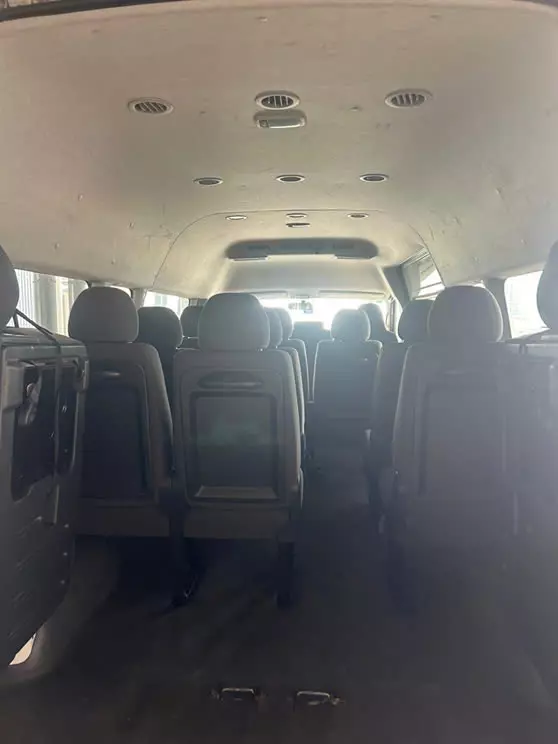 TOYOTA HIACE 2.7 MT 2013 -5