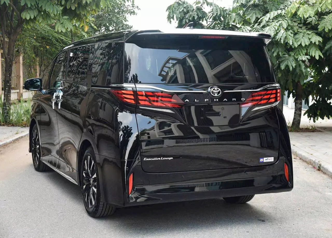 Toyota Alphard thế hệ mới 2024 mới 100% sẵn xe giao ngay trong ngày -3