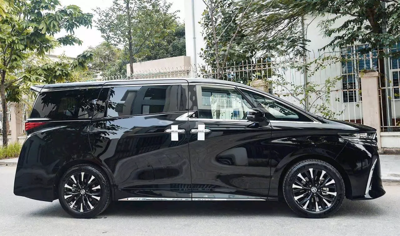 Toyota Alphard thế hệ mới 2024 mới 100% sẵn xe giao ngay trong ngày -2