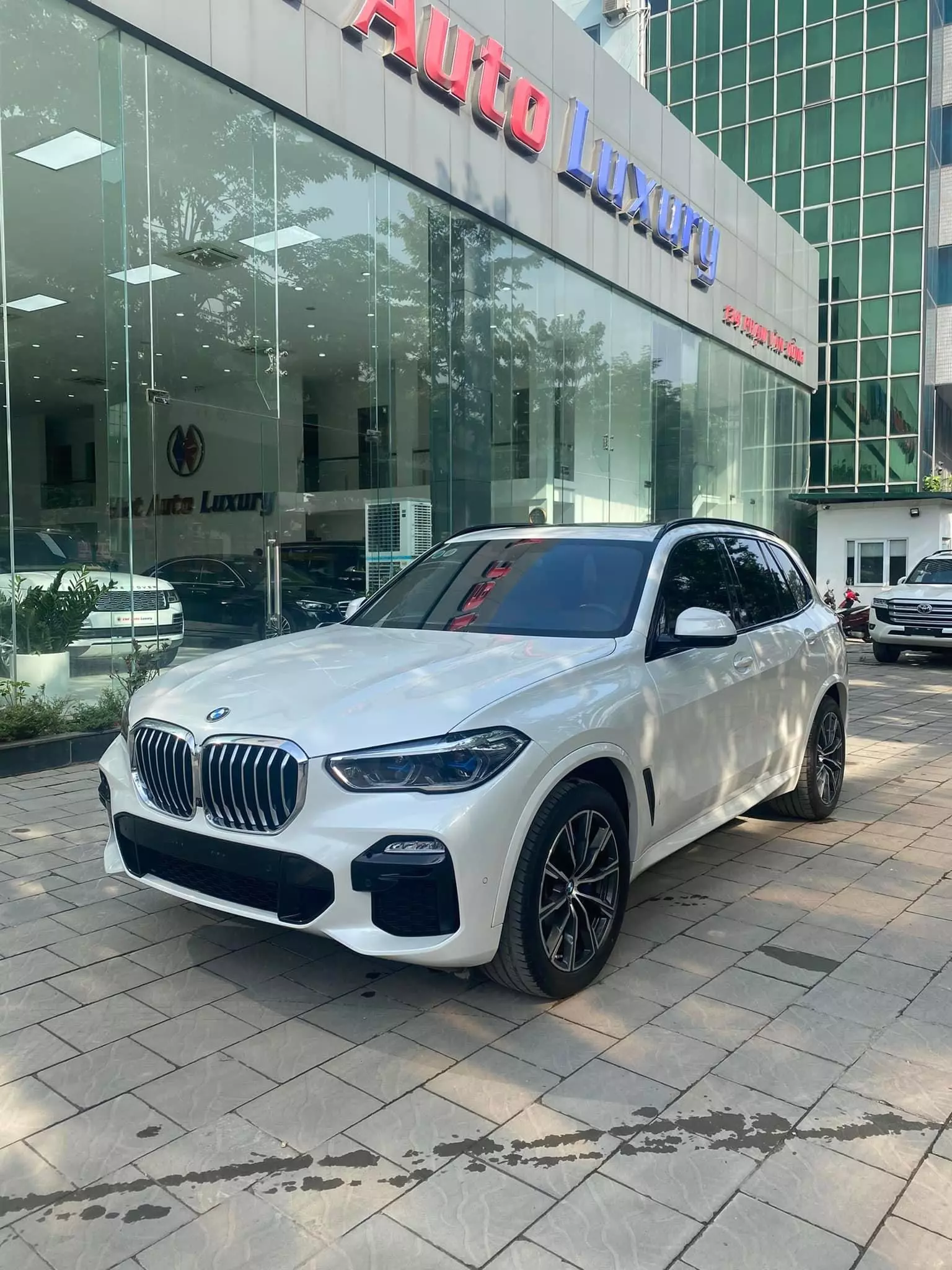 Bán BMW X5 M-Sport sản xuất 2021, xe cực mới, 1 chủ.-1