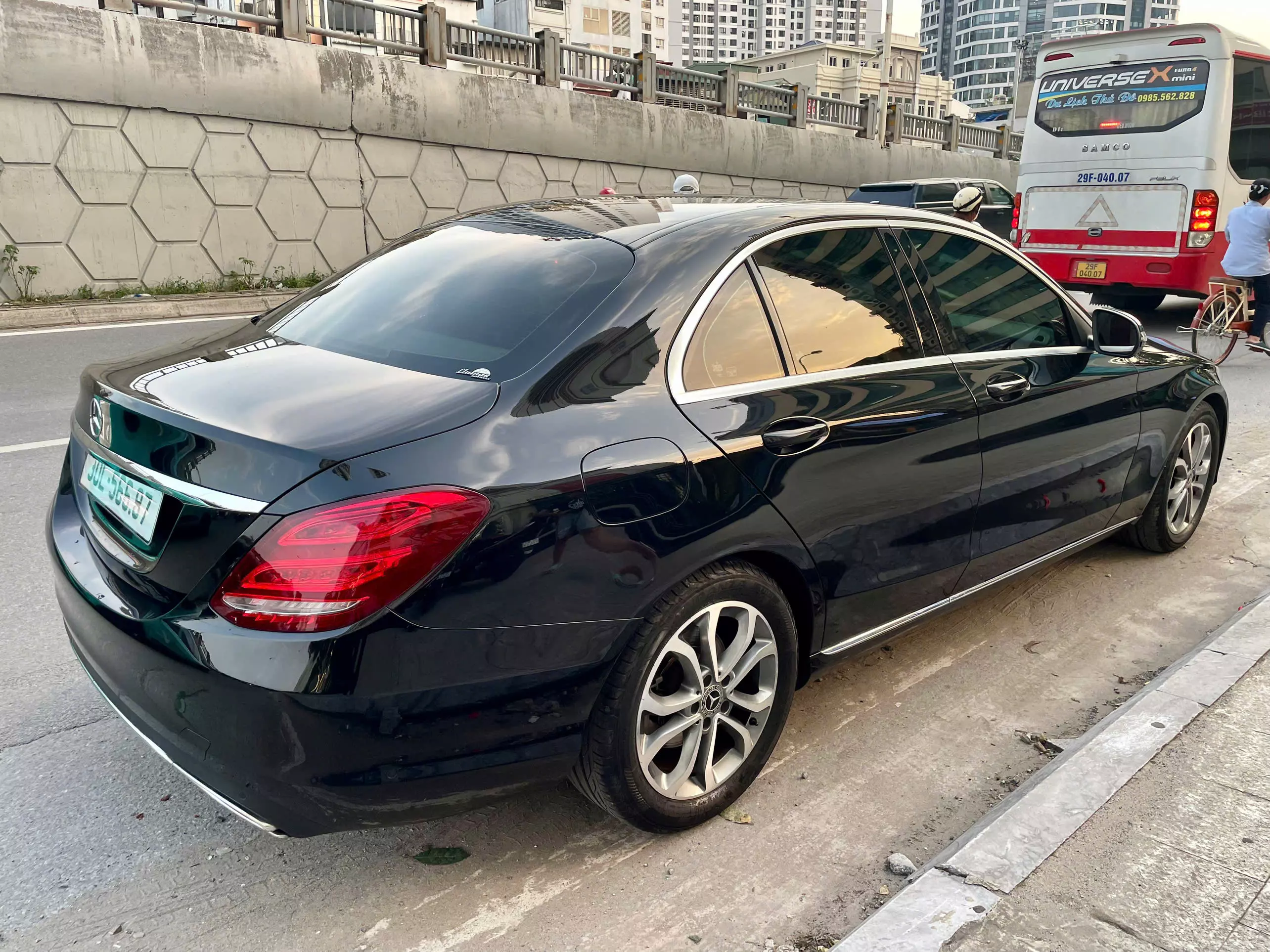 Chính chủ cần bán xe Mercedes C200 bản đặc biệt-3